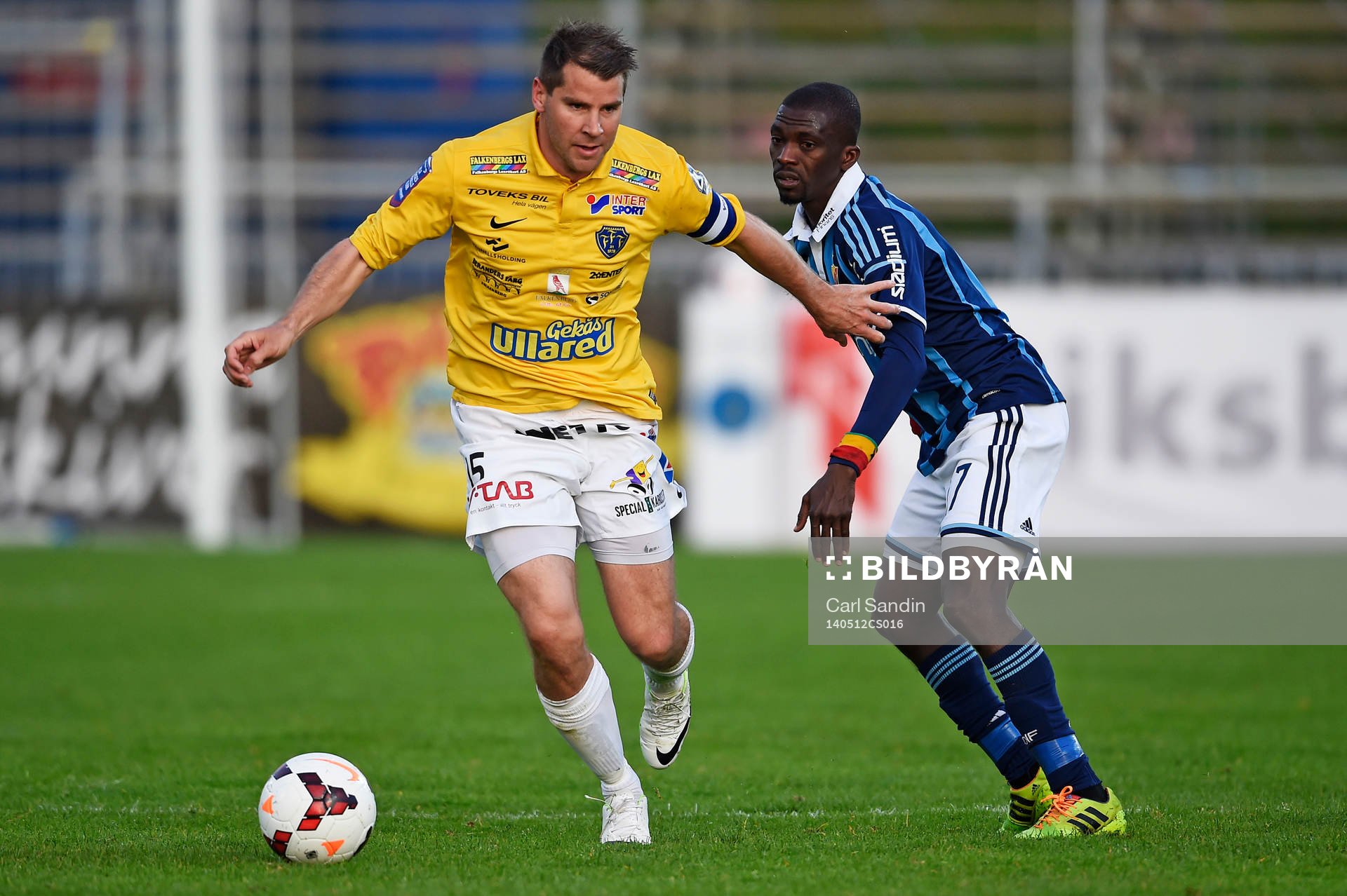 Falkenbergs Stefan Rodevåg och Djurgårdens Yussif Chibsah
