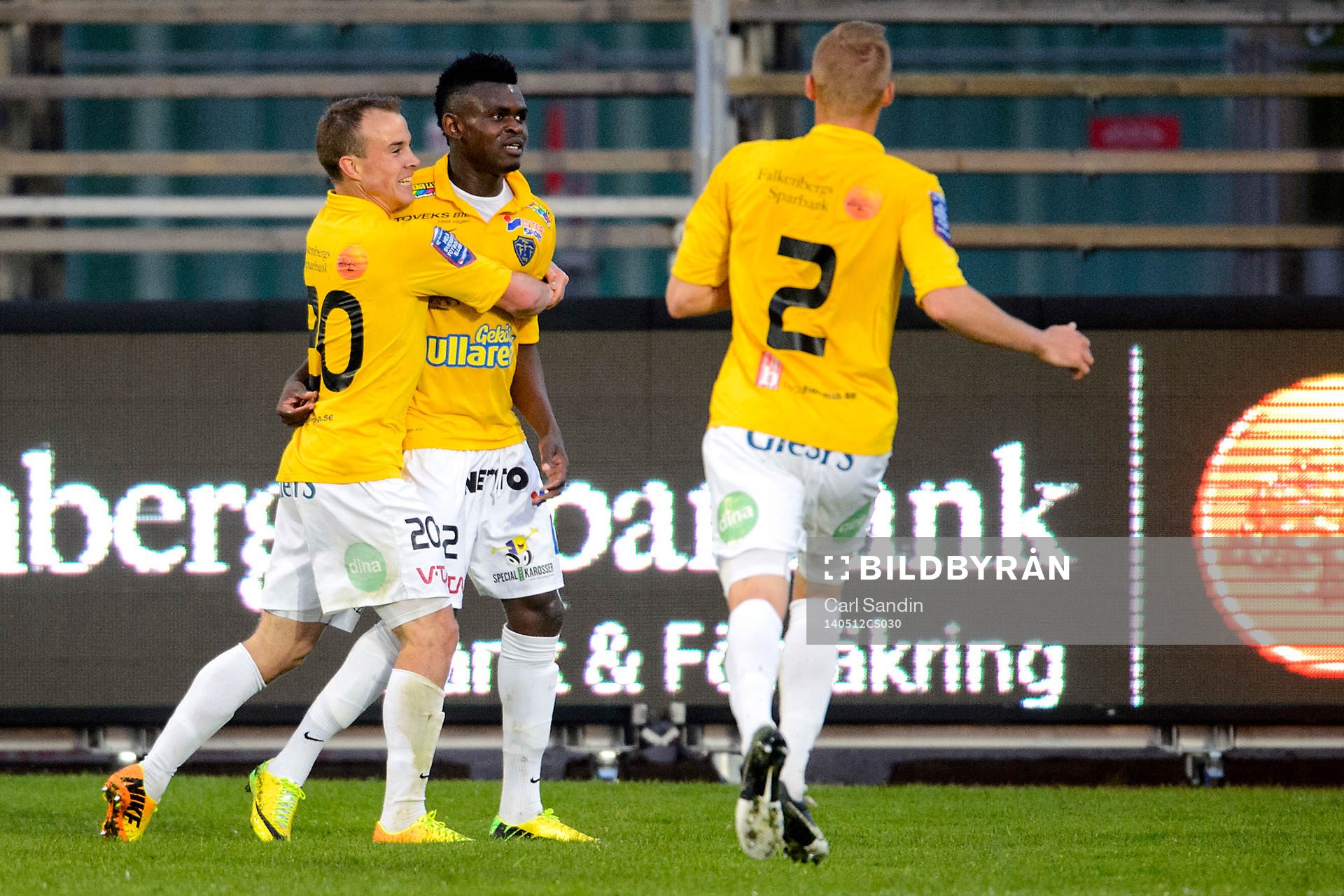Falkenbergs Godsway Donyoh jublar efter 1-0 under fotbollsmatchen i Allsvenskan mellan Falkenberg och Djurgården den 12 maj 2014 i Falkenberg.