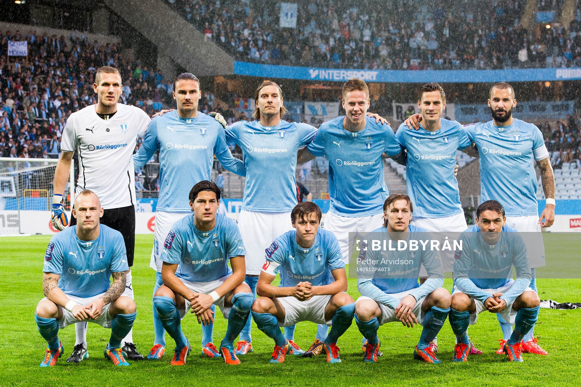 Malmö FFs startelva, över raden från vänster, målvakt Robin Olsen, Erik Johansson, Markus Halsti, Pontus Jansson, Markus Rosenberg, Guillermo Molins, nedre raden från vänster, Magnus Eriksson, Miiko Albornoz, Simon Thern, Emil Forsberg och Ricardo Ferreira under den allsvenska fotbollsmatchen mellan Malmö FF och Halmstad den 12 maj 2014 i Malmö.