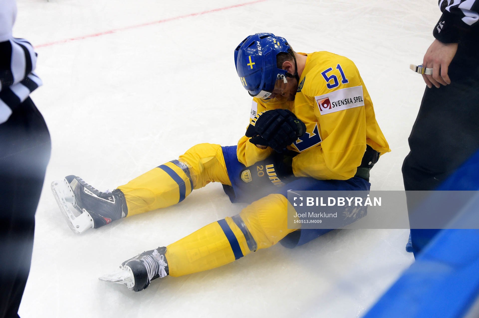Sveriges Jonas Ahnelöv blev skadad