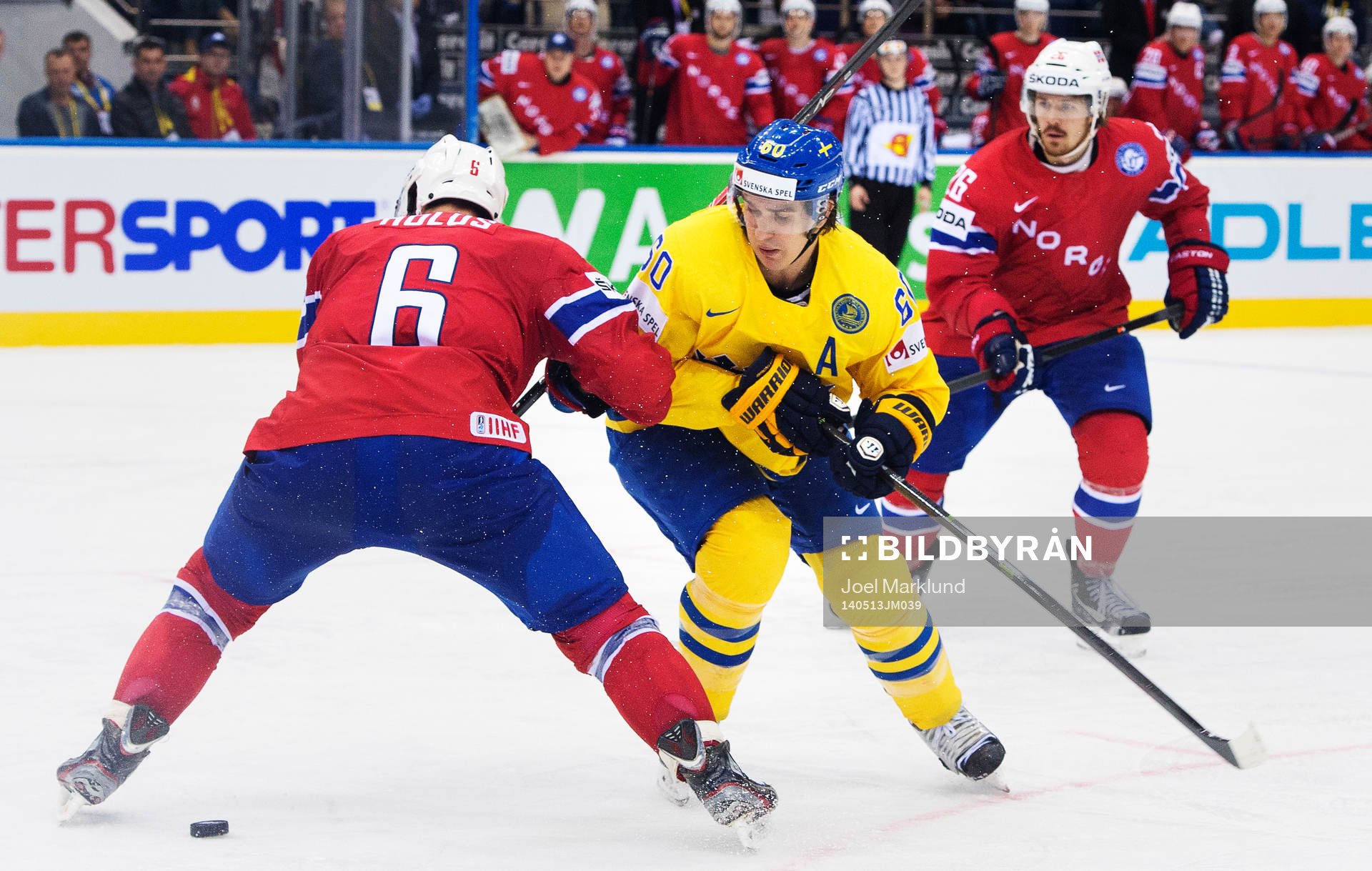 Norges Jonas Holös utmanas av Sveriges Mikael Backlund