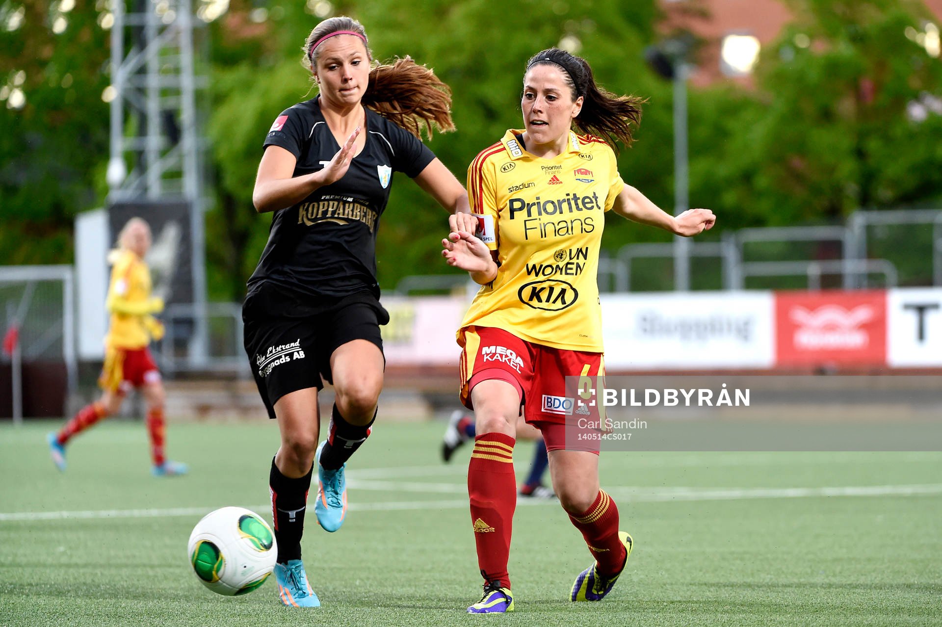 Göteborgs Lieke Martens och Tyresös Madelaine Edlund