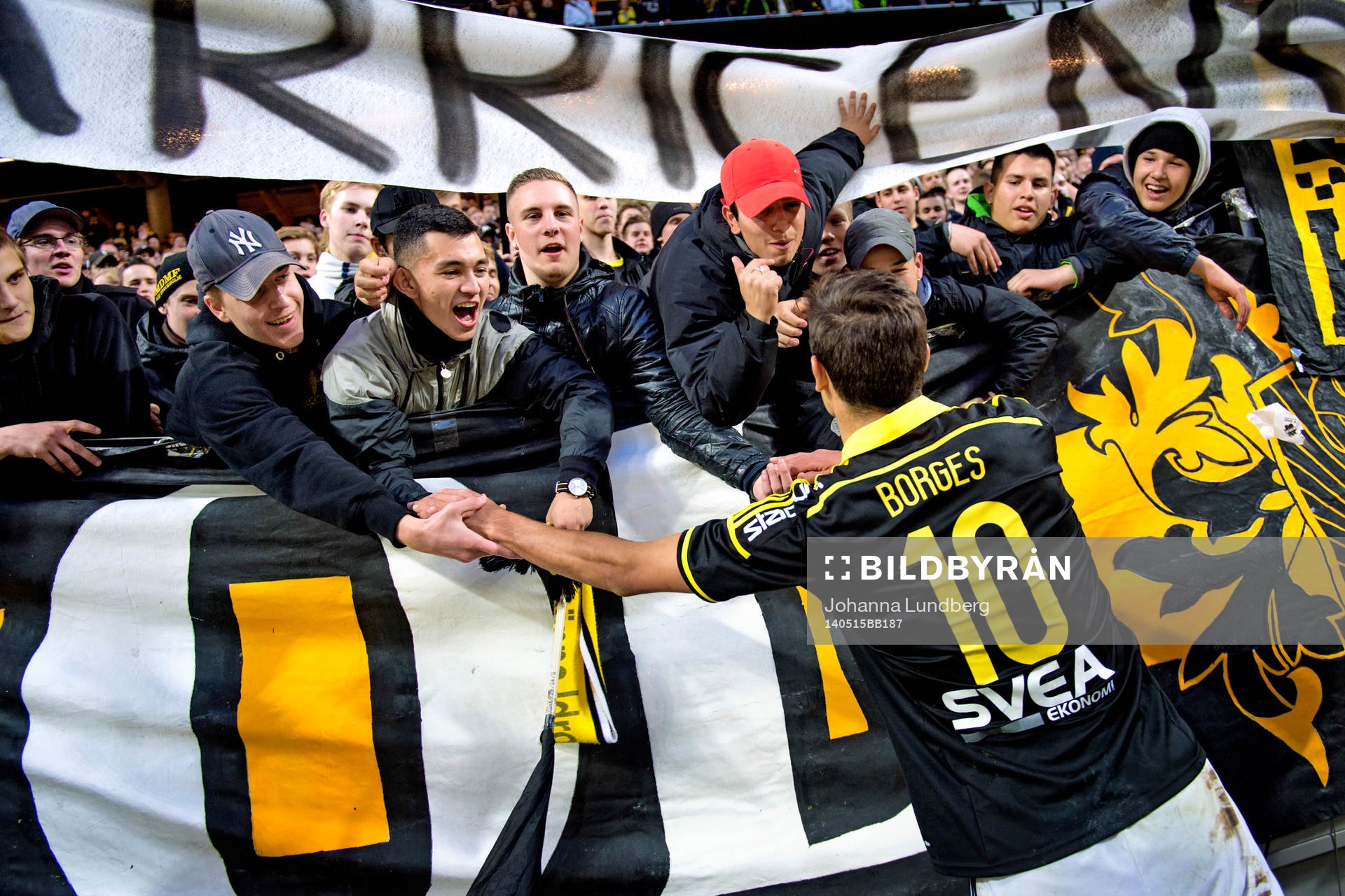 s Celso Borges tackar publiken