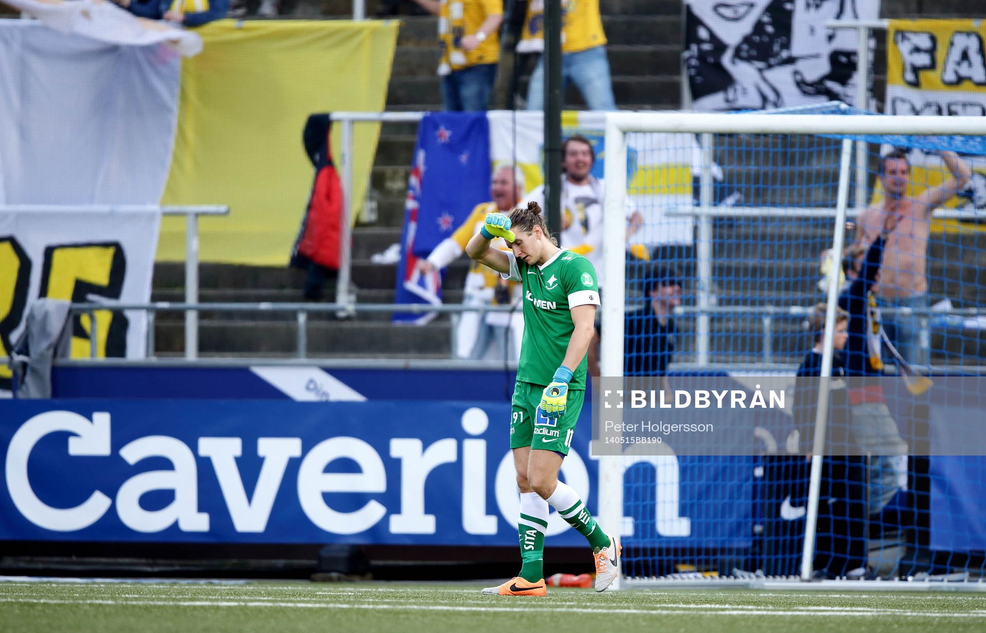 Norrköpings målvakt David Mitov Nilsson deppar