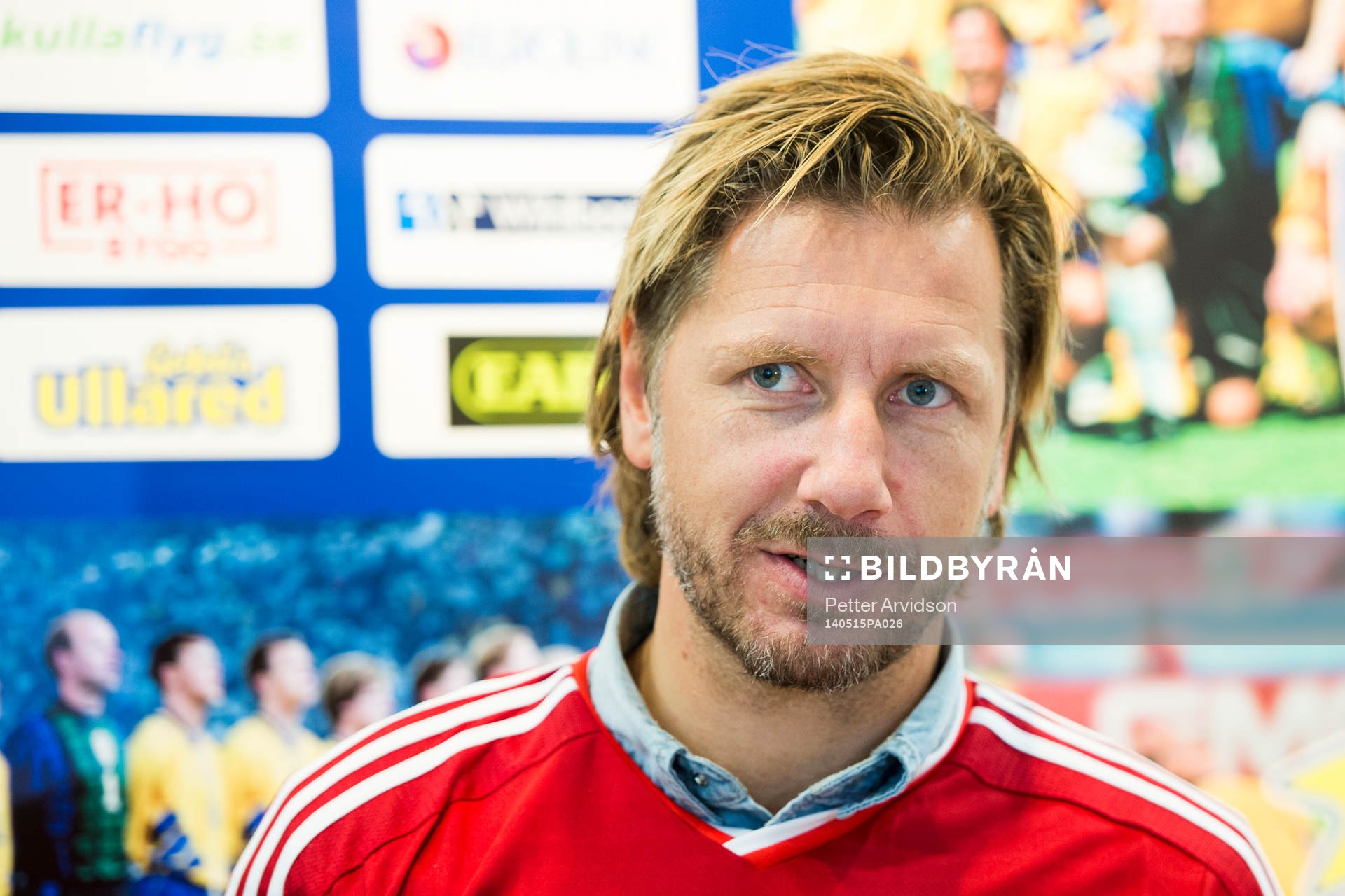 Jesper Jansson (som tillhör motståndarlaget)
