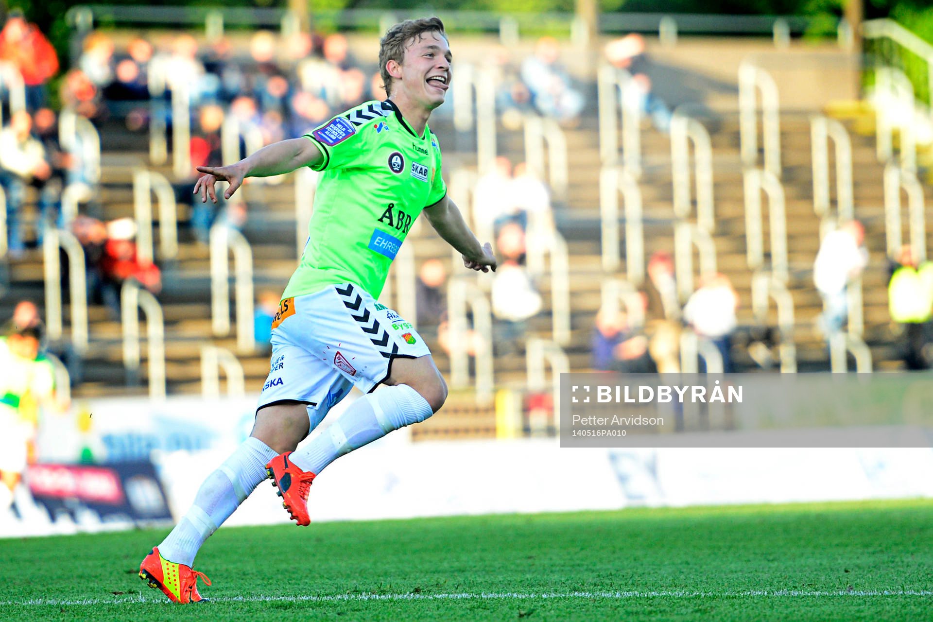 GAIS Adam Eriksson jublar