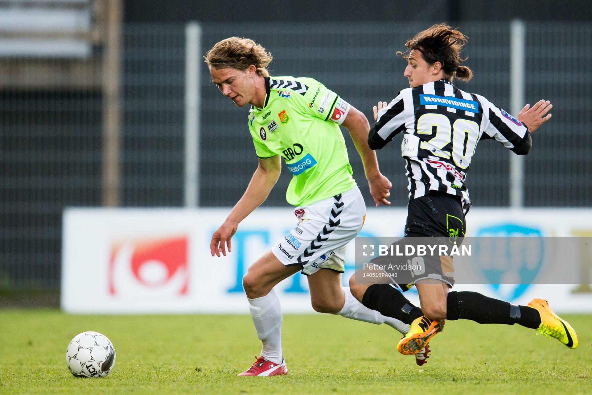 GAIS Fredrik Jonsson och Landskronas Enis Ahmetovic