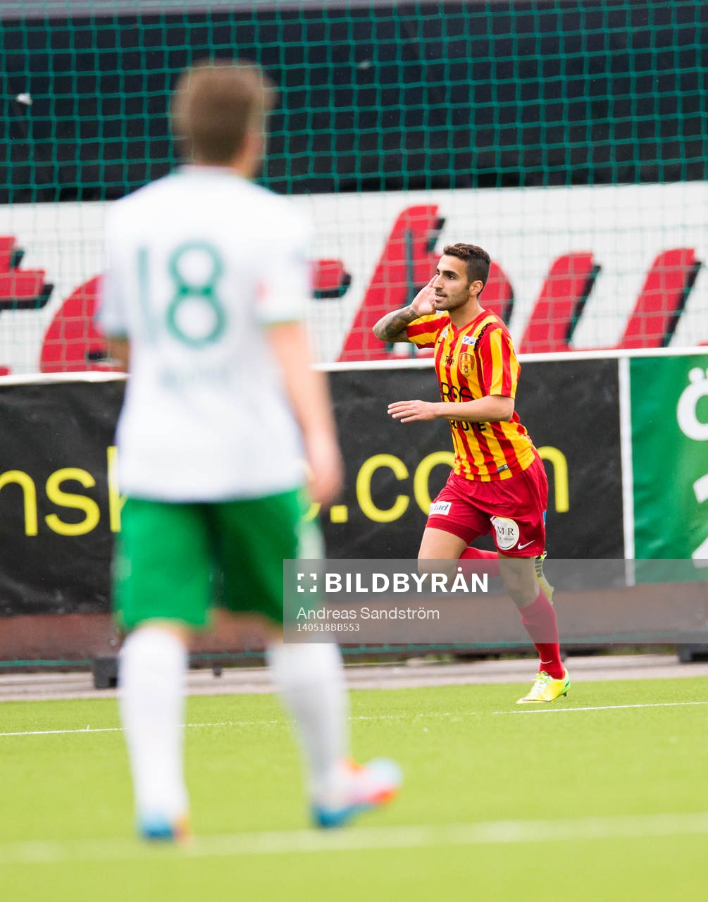 Syrianskas Charbel George firar 1-0 målet mot Hammarbys