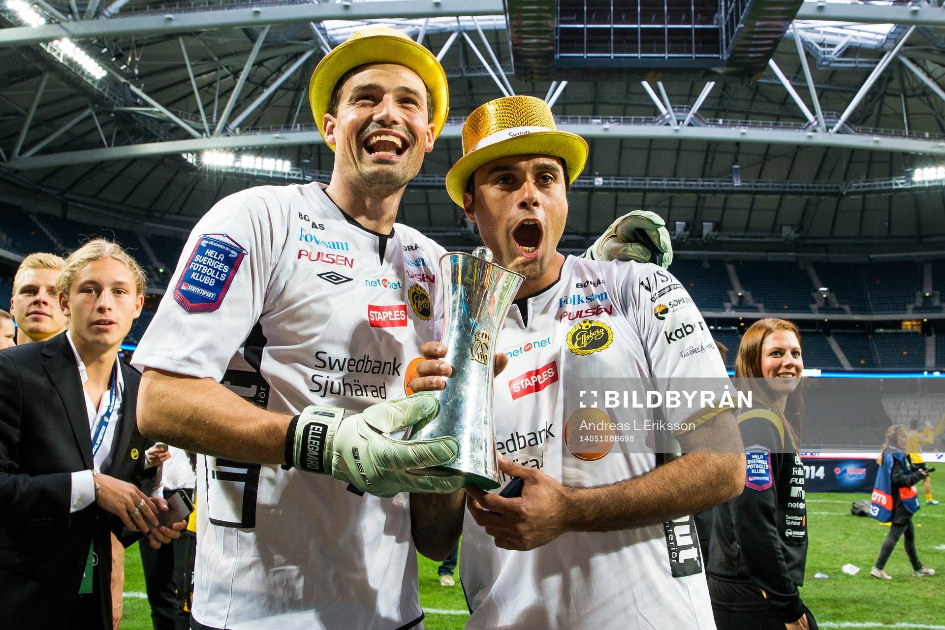 Elfsborgs målvakt Kevin Stuhr-Ellegaard och målvakt Abbas