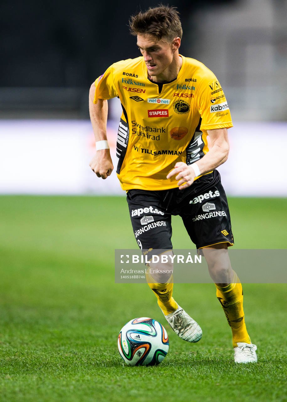 Elfsborgs Lasse Nilsson  med bollen