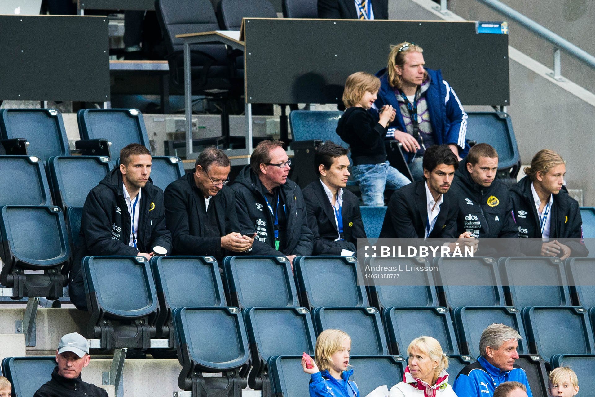 Elfsborgs Anders Svensson på läktaren