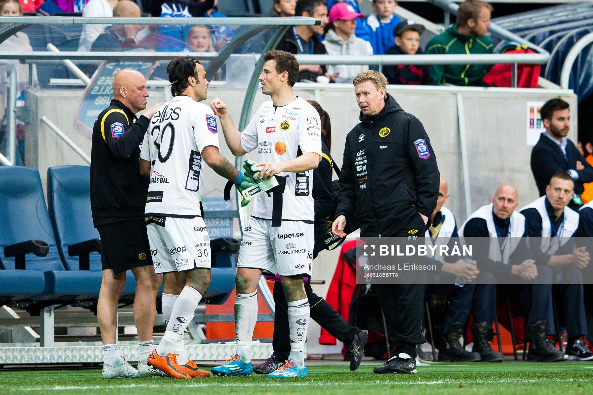 Elfsborgs målvakt Abbas Hassan byter av målvakt Kevin