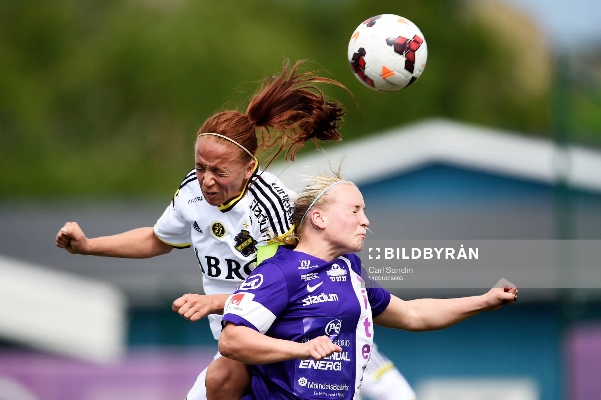 AIKs Malin Levenstad och Jitex Sofie Erlandsson