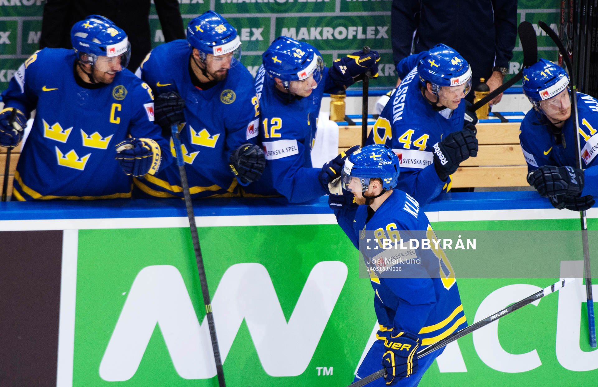 Sveriges Linus Klasen jublar