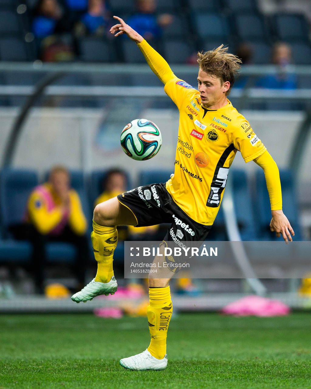 Elfsborgs Simon Hedlund med bollen