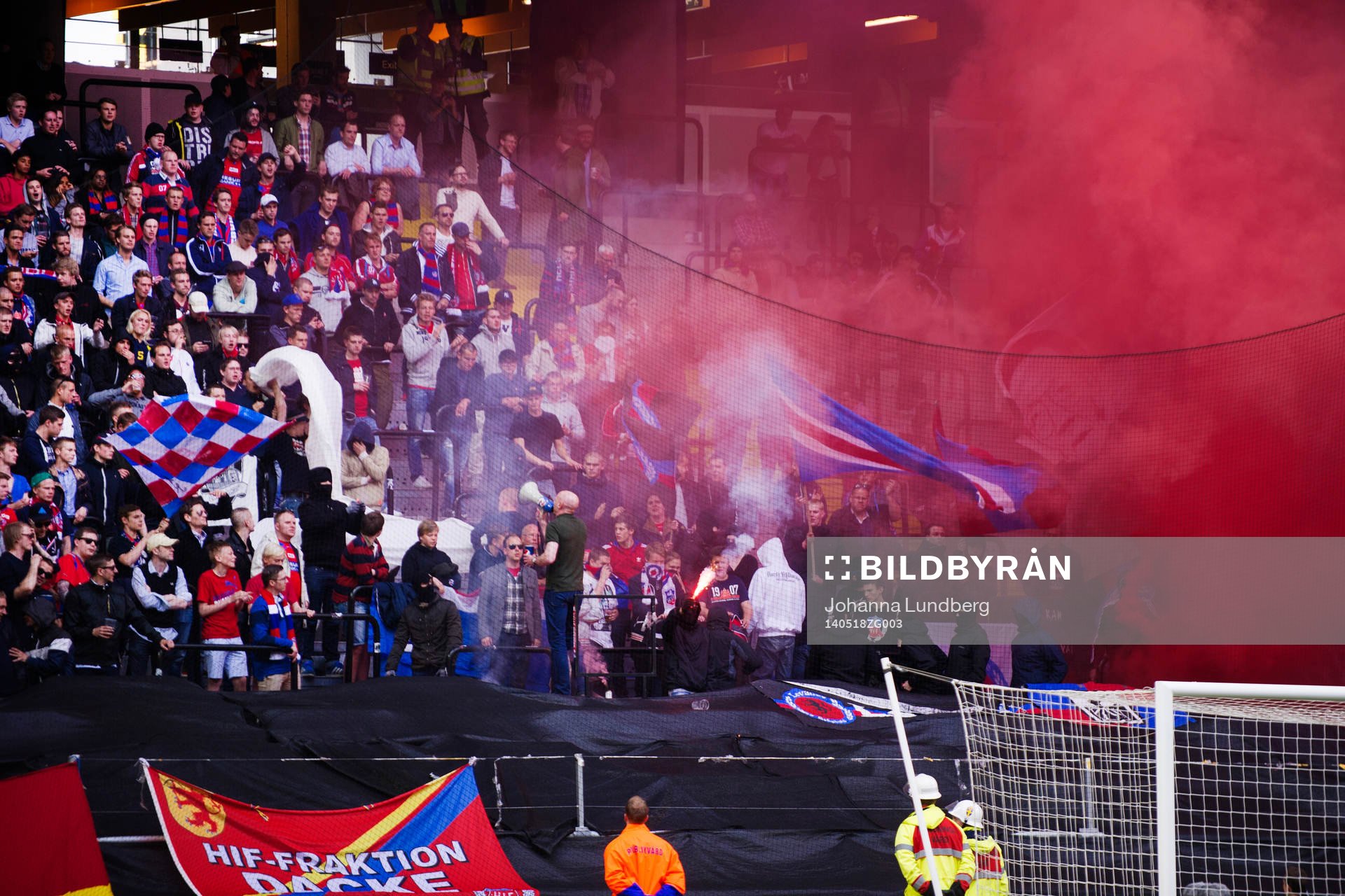 Helsingborgs klack tänkder rökbomber