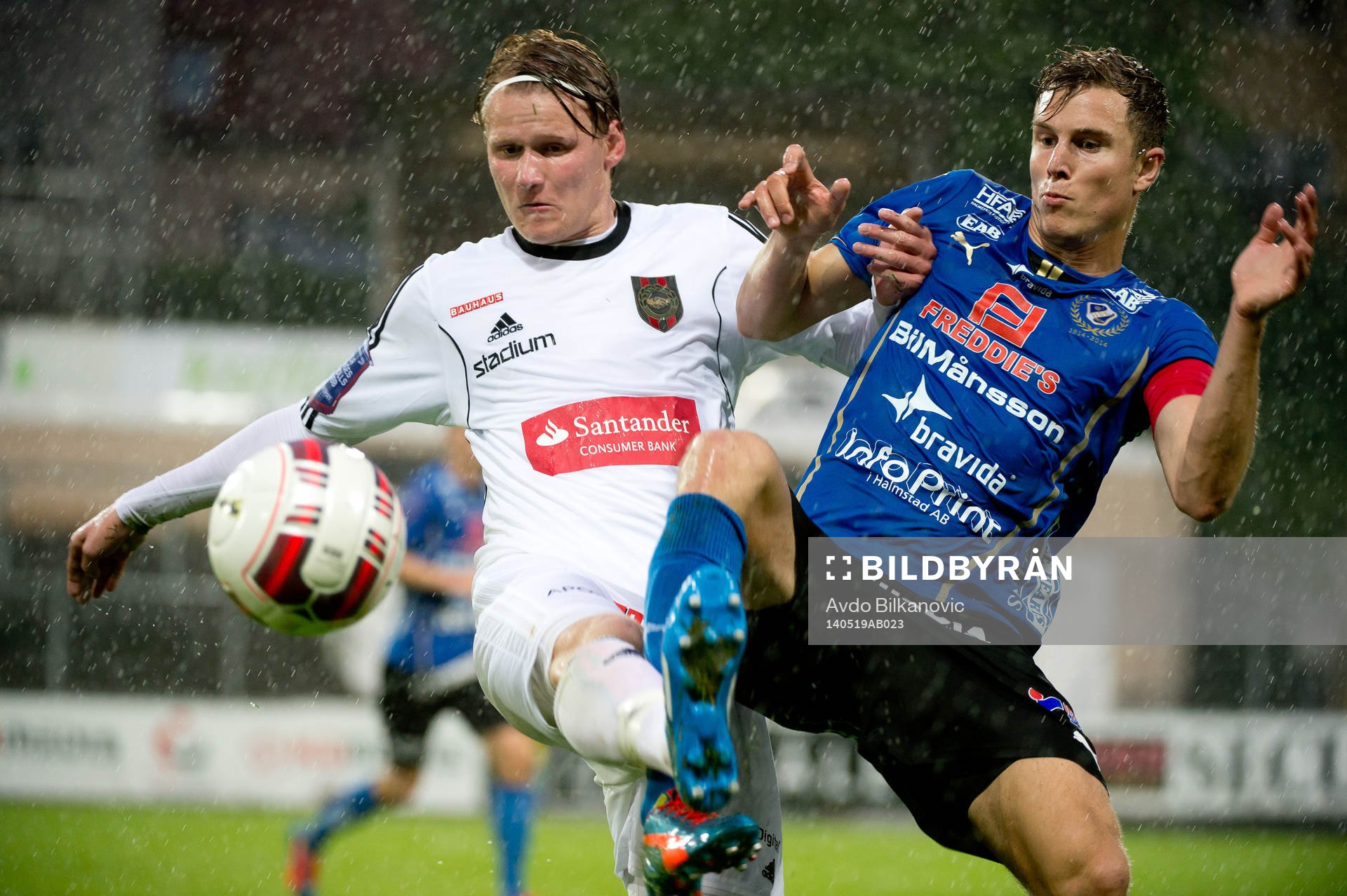 Brommapojkarnas Victor Söderström och Halmstads Richard