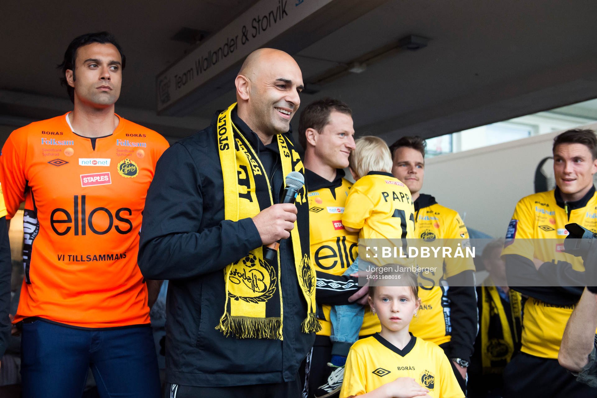 Elfsborgs tränare Jan Mian under Borås stads hyllande av Elfsborgs spelare och ledare då de som segrare i Svenska cupen anländer till Borås och Sandwalls plats den 19 maj 2014 i Borås.