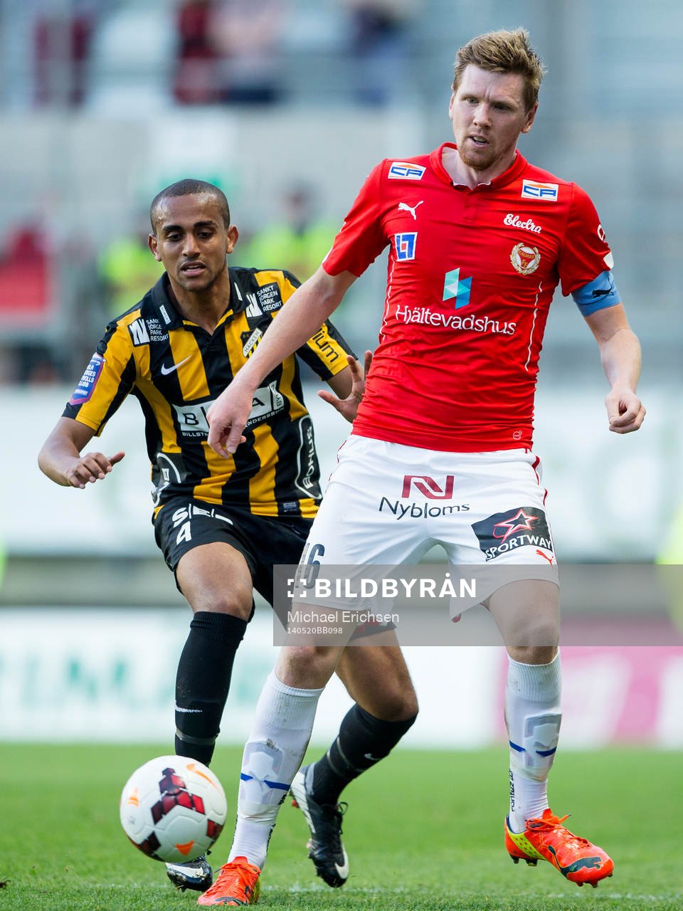 Häckens Walid Atta mot Kalmars David Elm