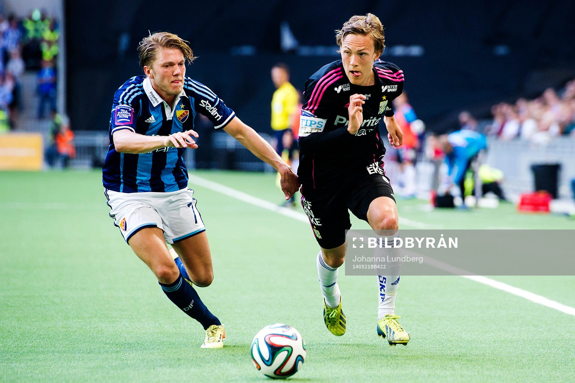 Djurgårdens Martin Broberg mot IFK Göteborgs Ludwig