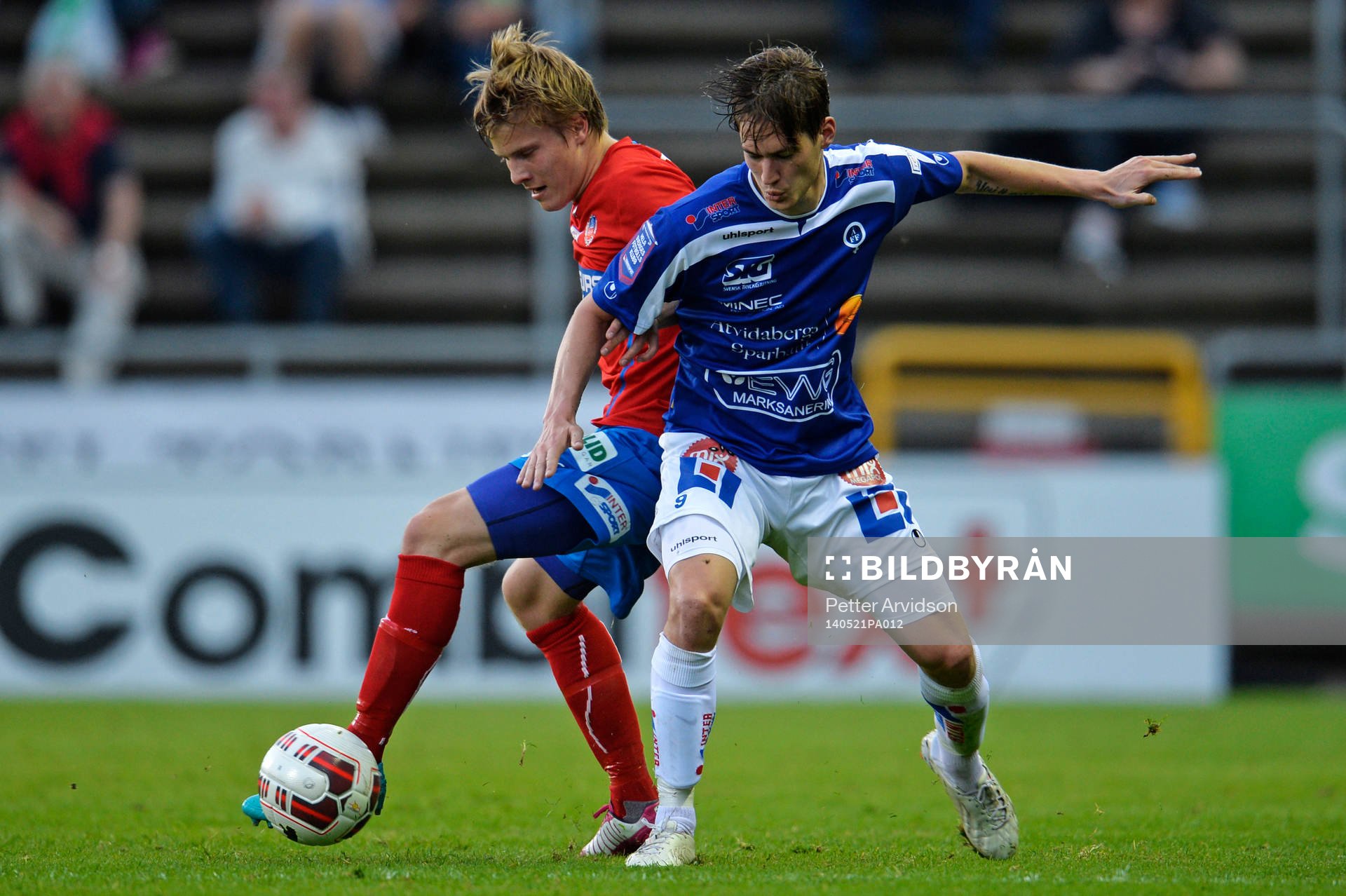 Helsingborgs Jere Uronen och Åtvidabergs Victor Sköld
