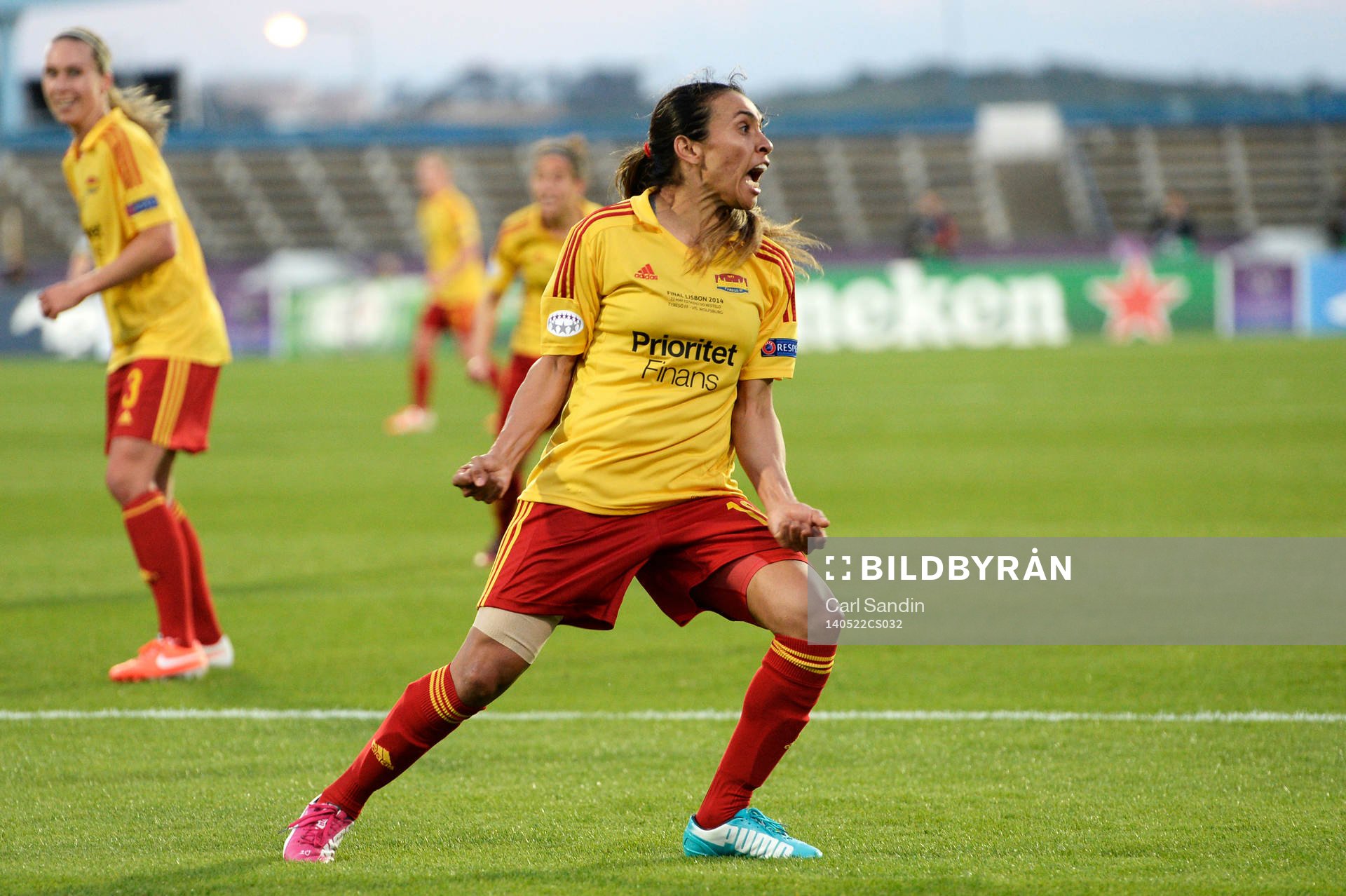 Tyresös Marta Vieira da Silva jublar