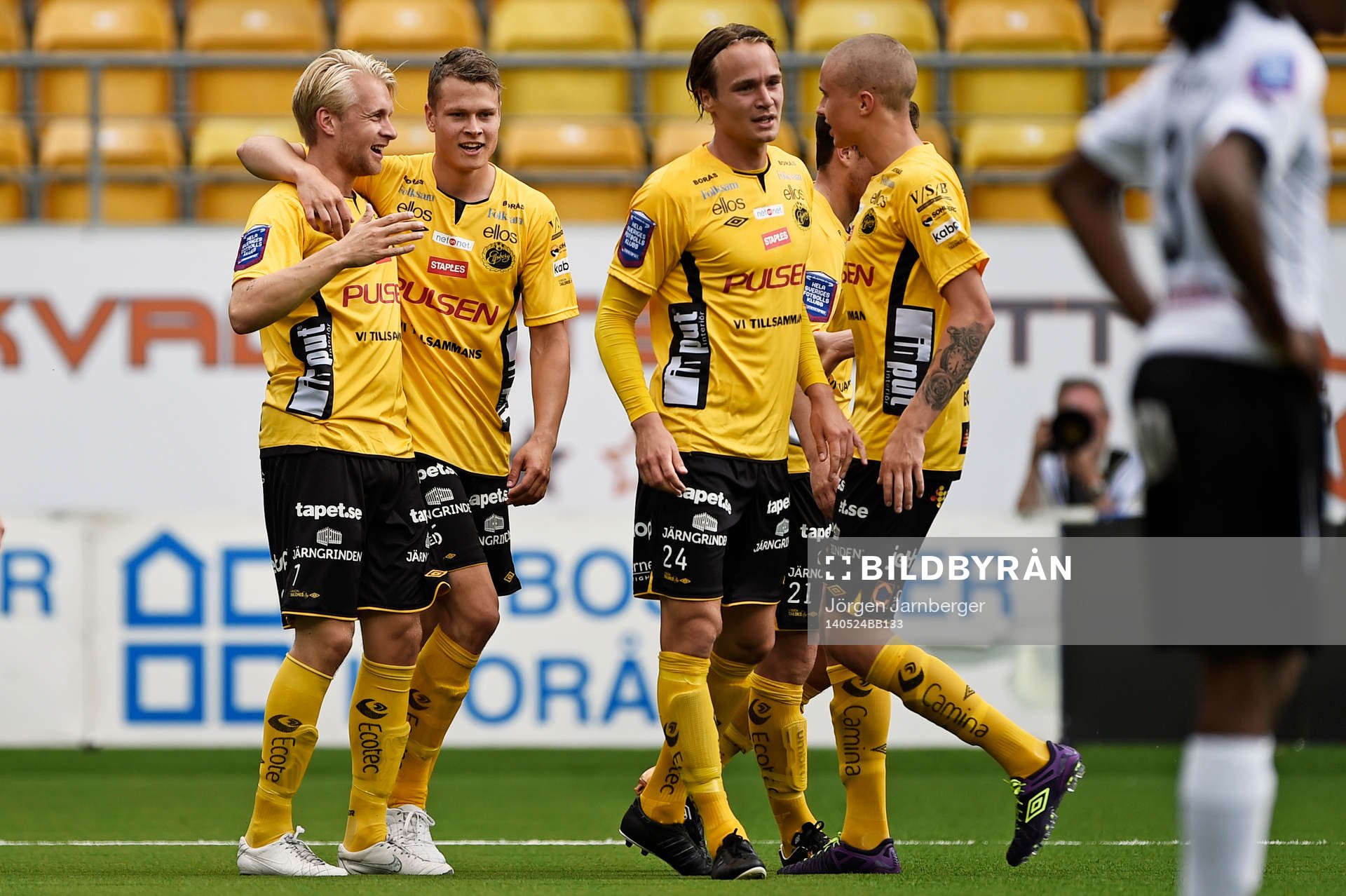 Elfsborgs Johan Larsson jublar