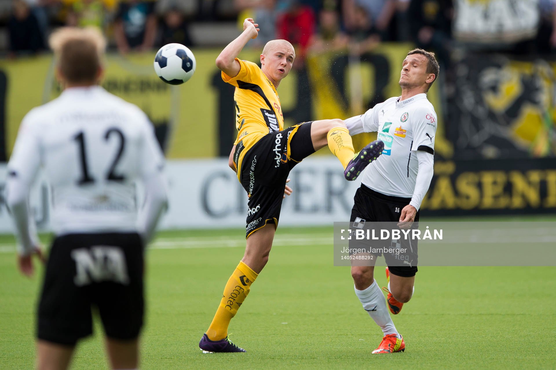 Elfsborgs Sebastian Holmén och Örebros Shpetim Hasani