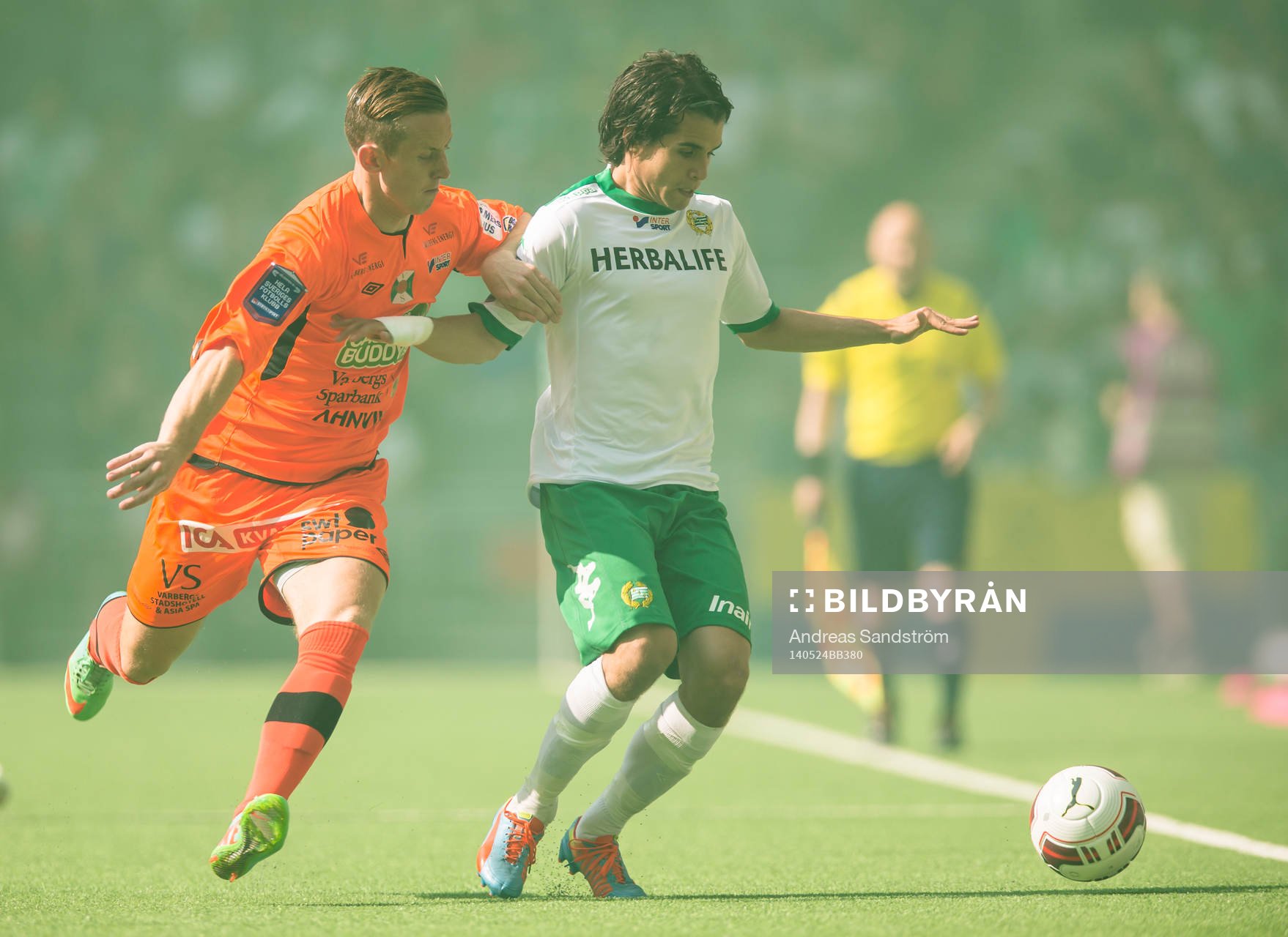 Hammarbys Lars Mendonca Fuhre och Varbergs Robert Bagger