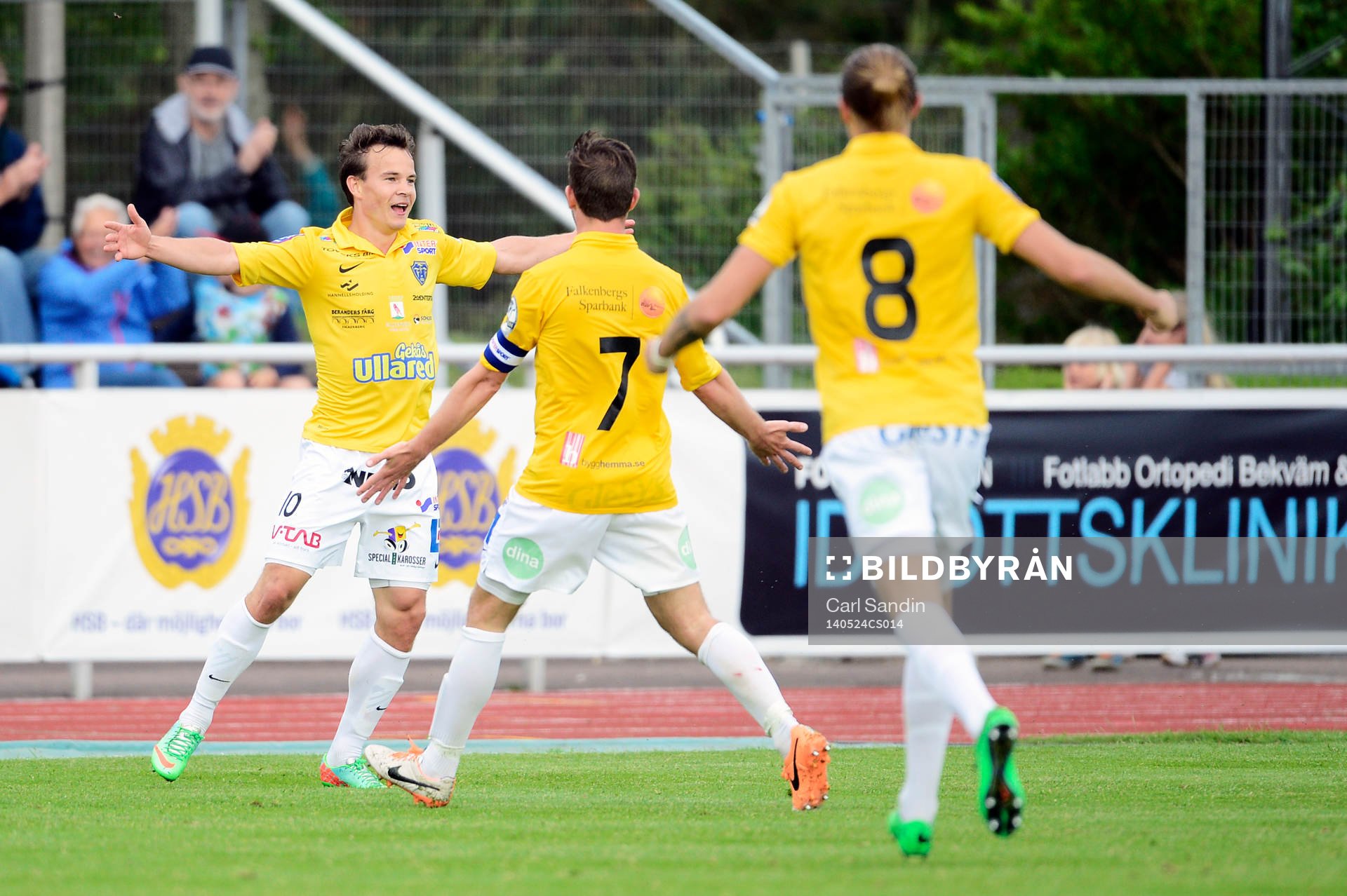 Falkenbergs Anton Wede jublar