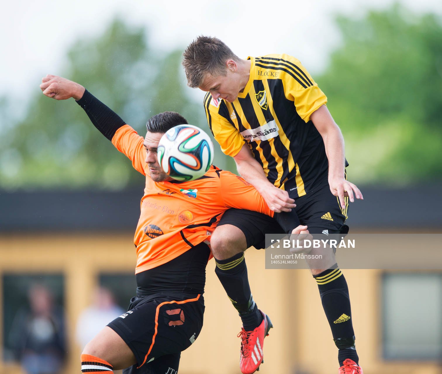 IFK Hässleholms Niklas Jönsson i matchen i division 111