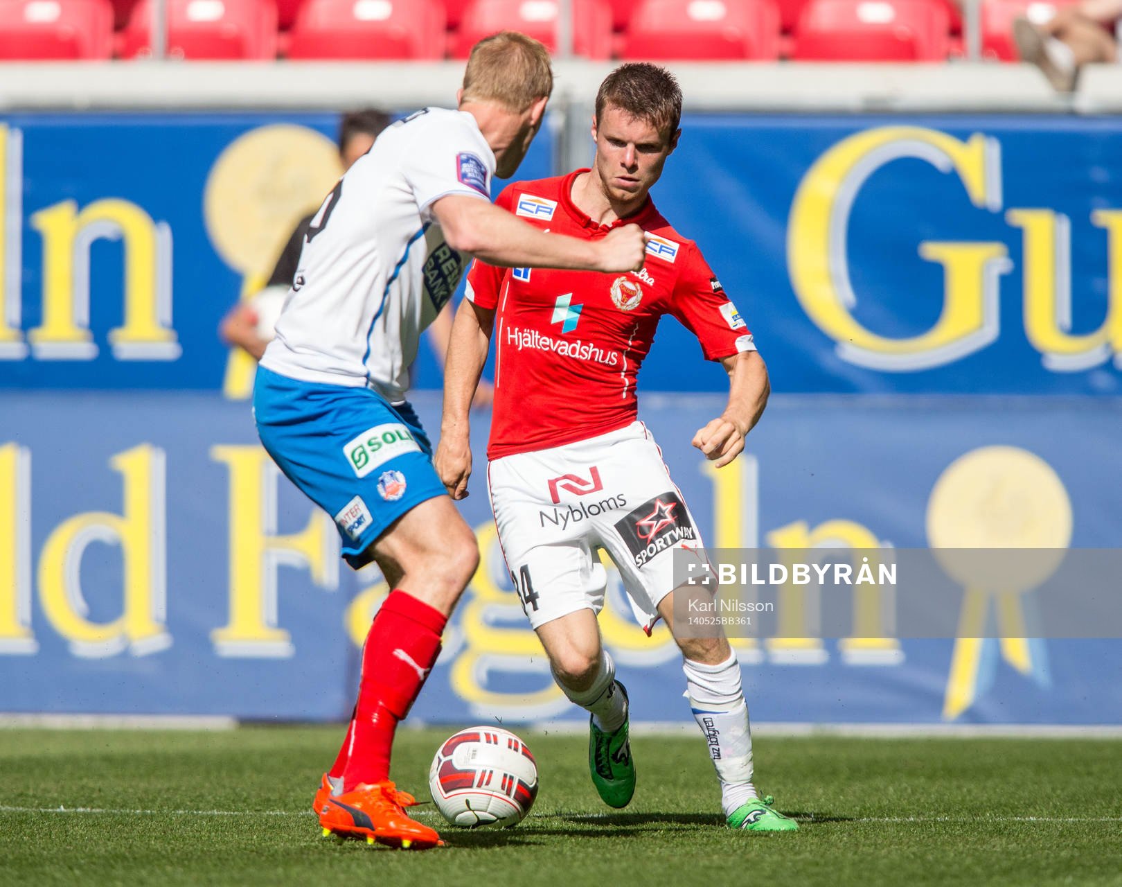 Kalmars Måns Söderqvist under fotbollsmatchen i  i Allsvenskan mellan Kalmar och Helsingborg den 25 May 2014 i Kalmar.