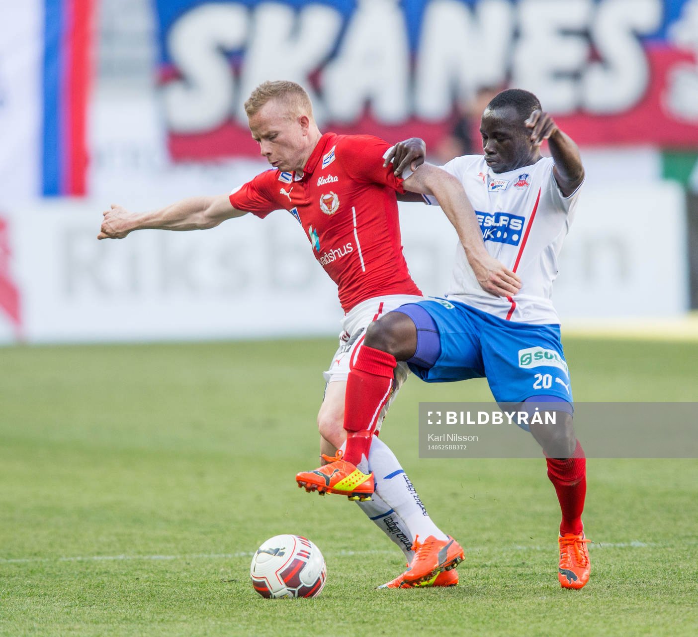 Kalmars Tobias Eriksson och Helsingborgs Emmanuel Boateng