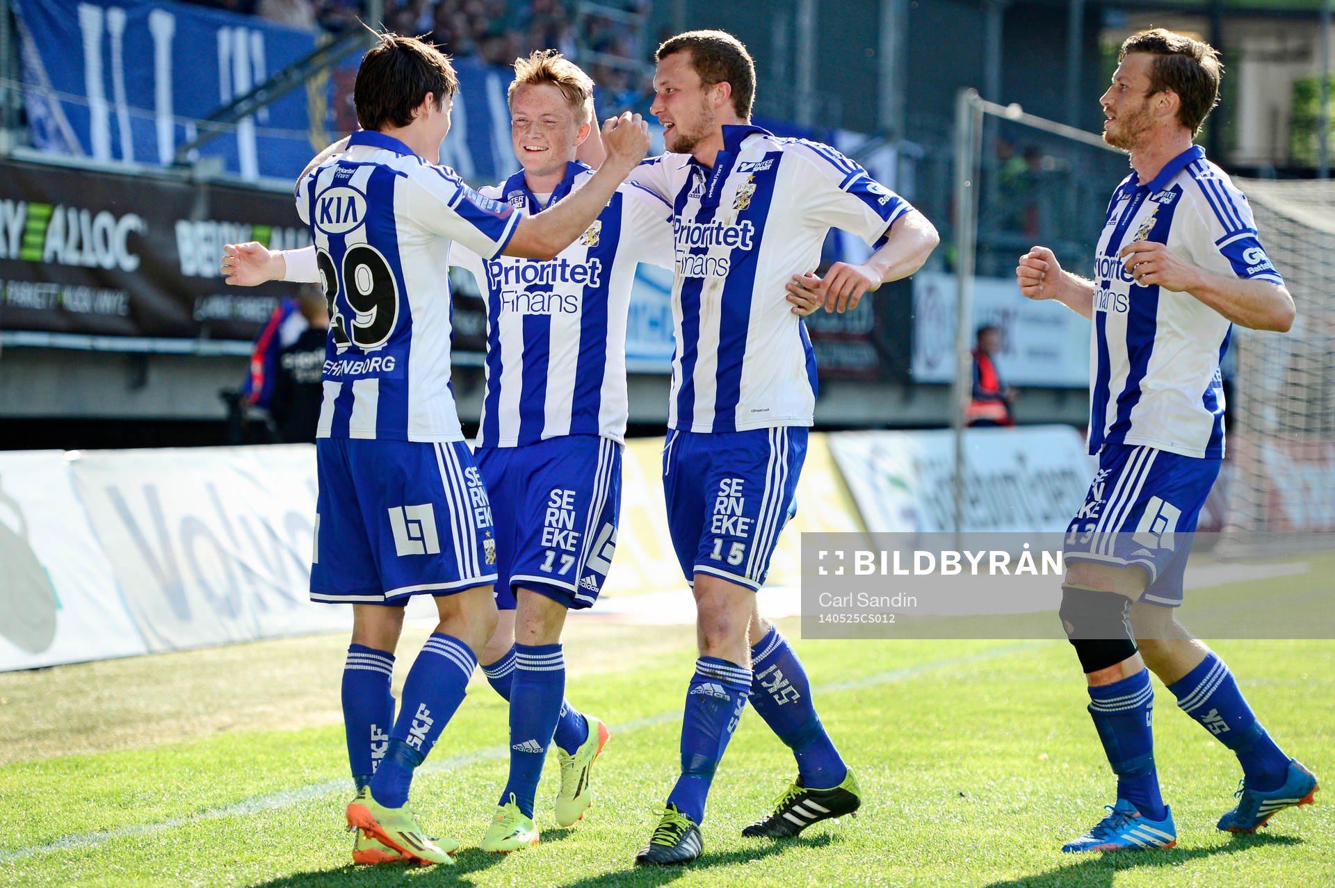 IFK Göteborgs Lasse Vibe firar han gjort 1-0 med lagkamraterna under fotbollsmatchen i allsvenskan mellan IFK Göteborg och Norrköping den 25 maj 2014 i Göteborg.