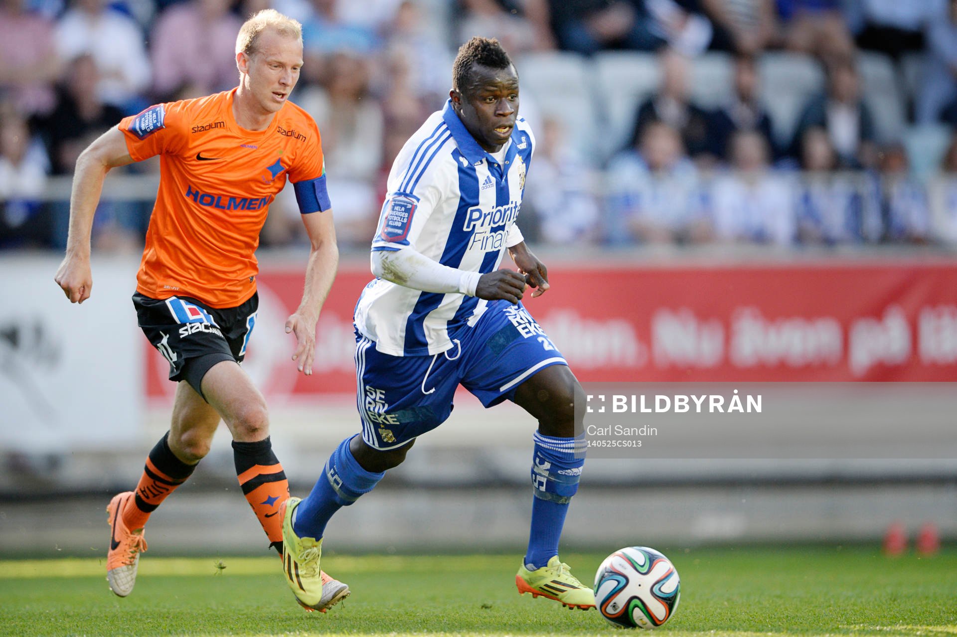 Norrköpings Andreas Johansson jagar IFK Göteborgs Malick