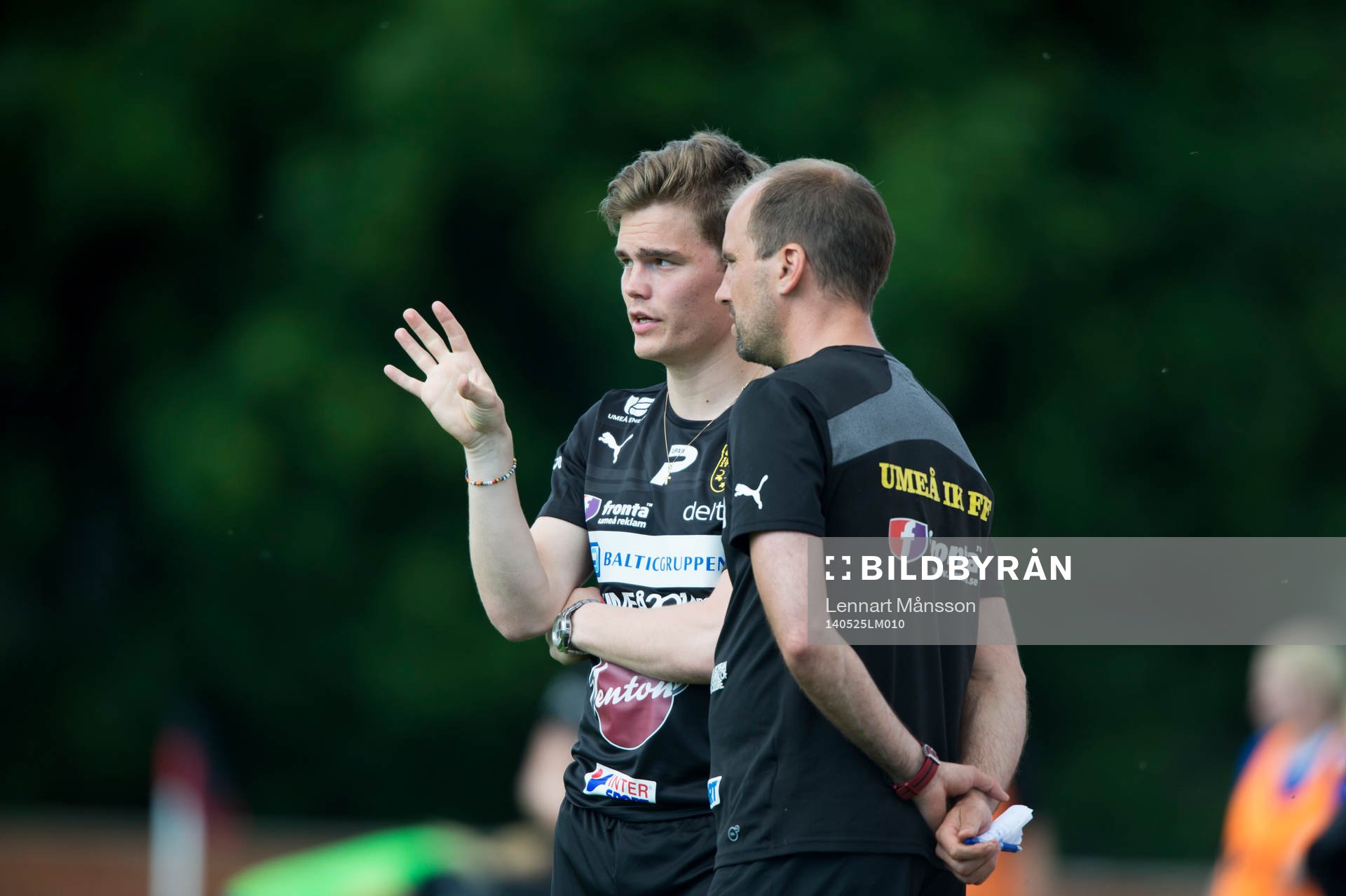 Umeås tränare Jens Sjöström och Jonas Wikström i