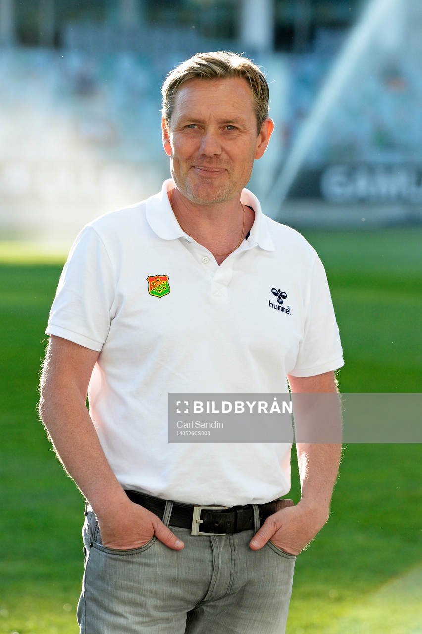 GAIS tränare Thomas Askebrand under fotbollsmatchen i superettan mellan GAIS och Östersund den 26 maj 2014 i Göteborg.