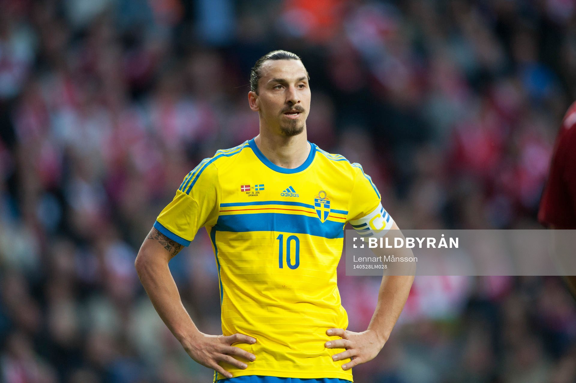 Sveriges Zlatan Ibrahimovic  i landskampen mellan Danmark