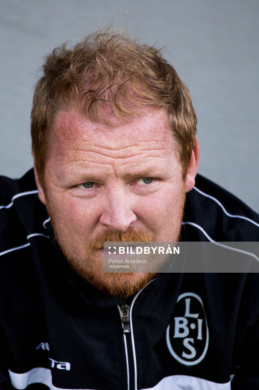 Landskronas tränare Jörgen Pettersson under fotbollsmatchen i Superettan mellan Landskrona BOIS och Sirius den 28 maj 2014 i Landskrona.