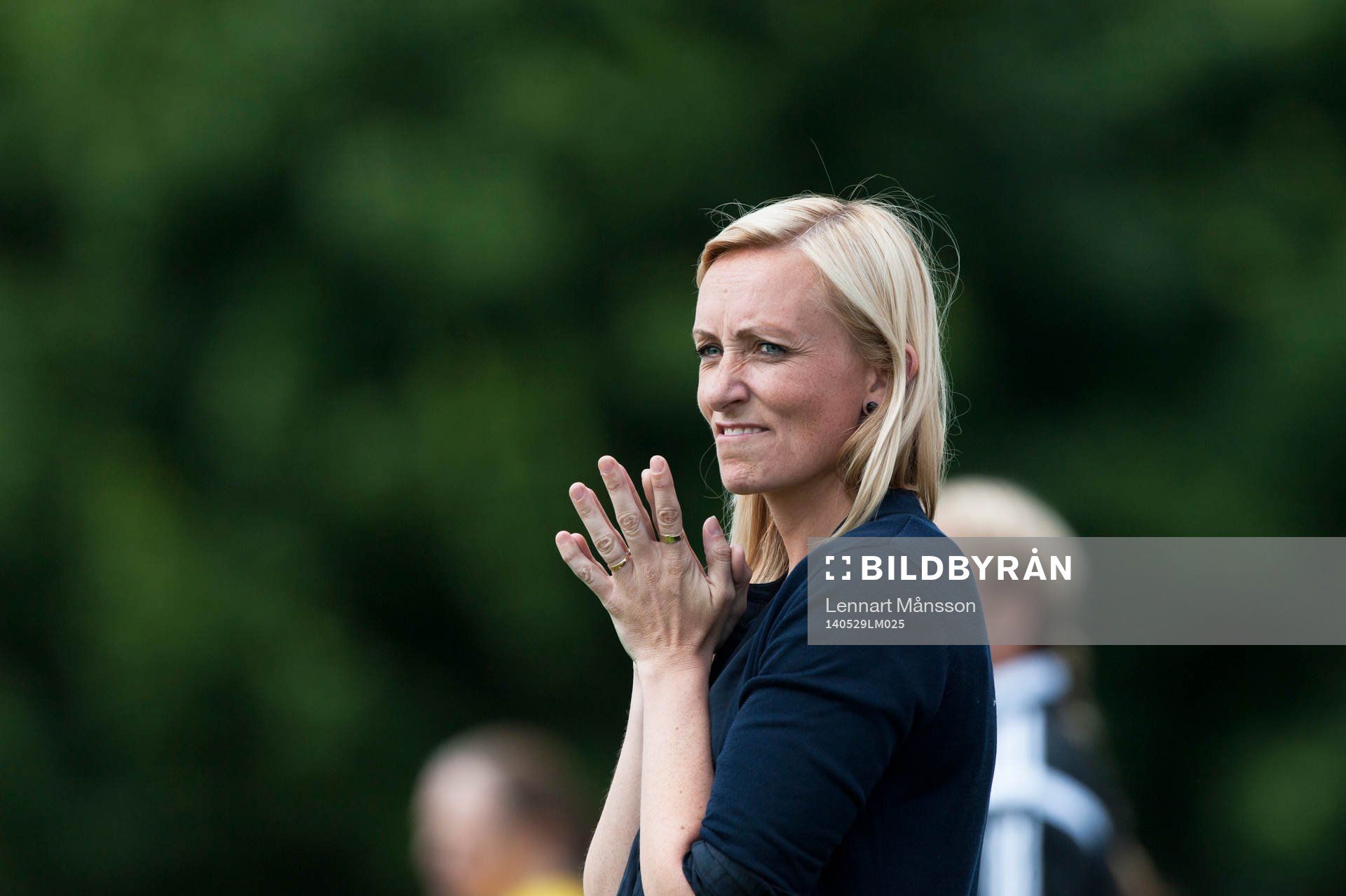 Kristianstads tränare Elisabet Gunnarsdottir i matchen i