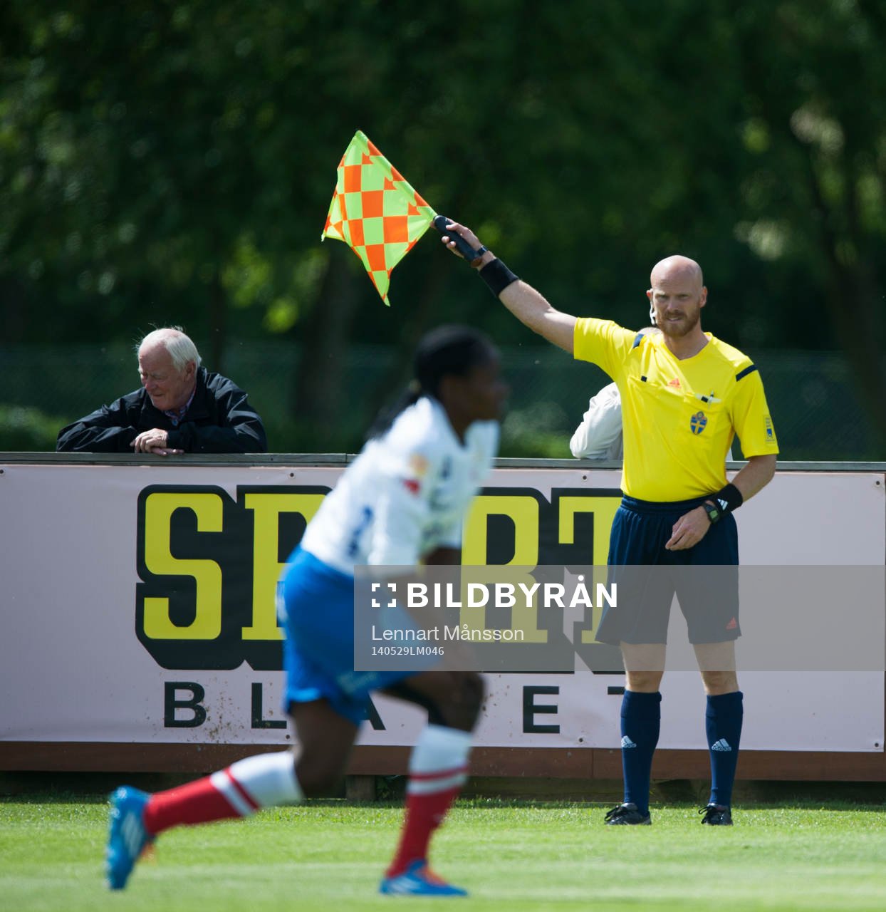 Assisterande domare i matchen i semifinalen i Svenska Cupen