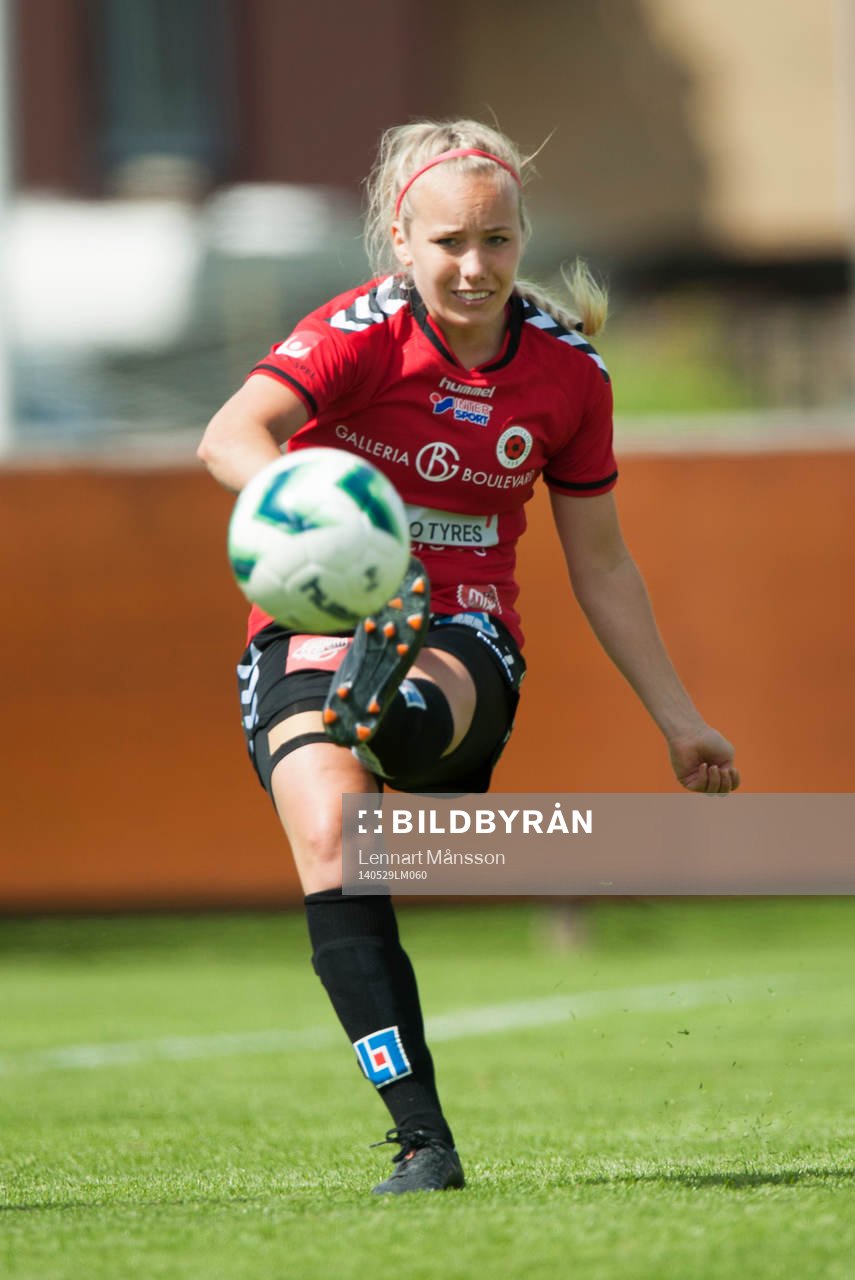 Kristianstads Elisa Vidarsdottir i matchen i semifinalen i