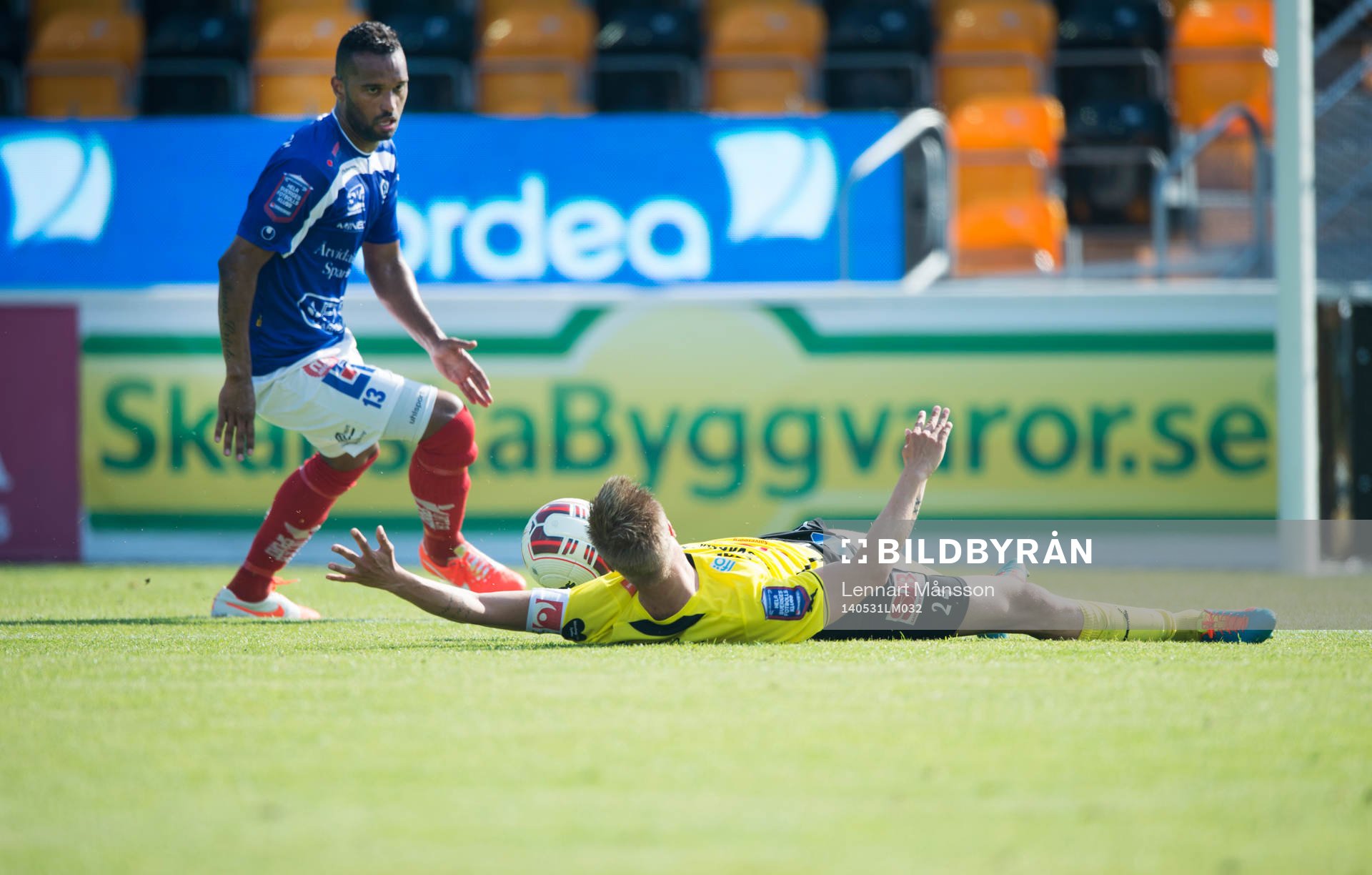 Åtvidabergs Daniel Hallingström har gjort ner Mjällbys