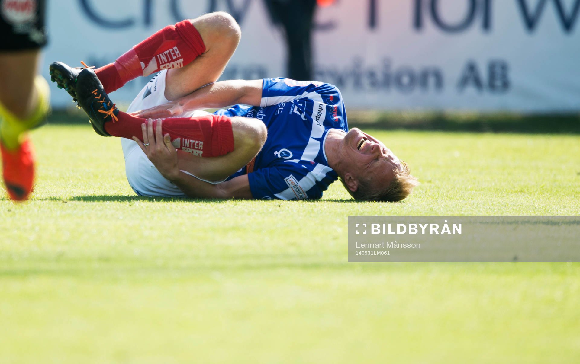 Åtvidabergs Andreas Dahlén skadad i matchen i allsvenskan