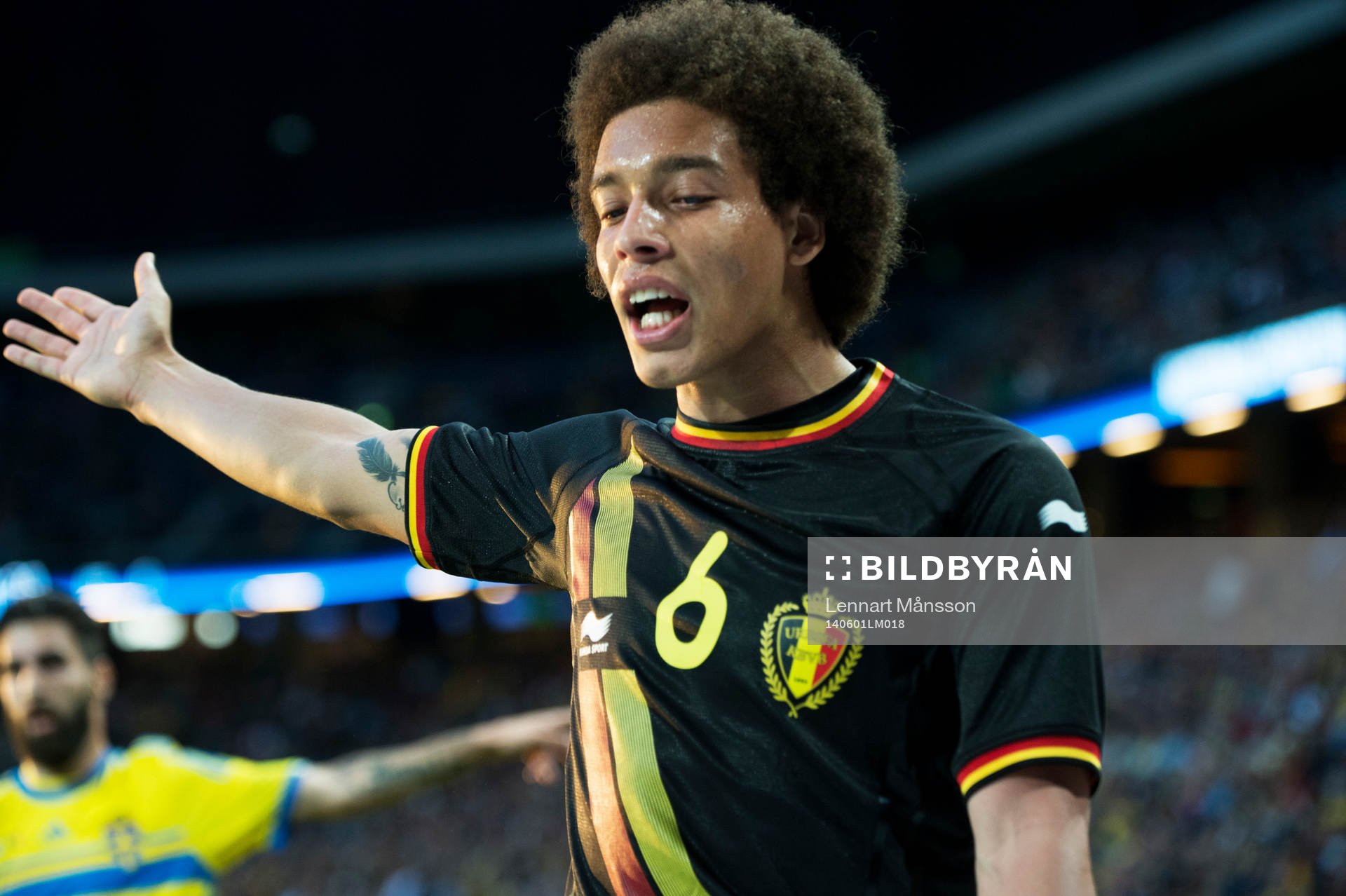 Belgiens  Axel Witsel  i träningslandskampen i mellan