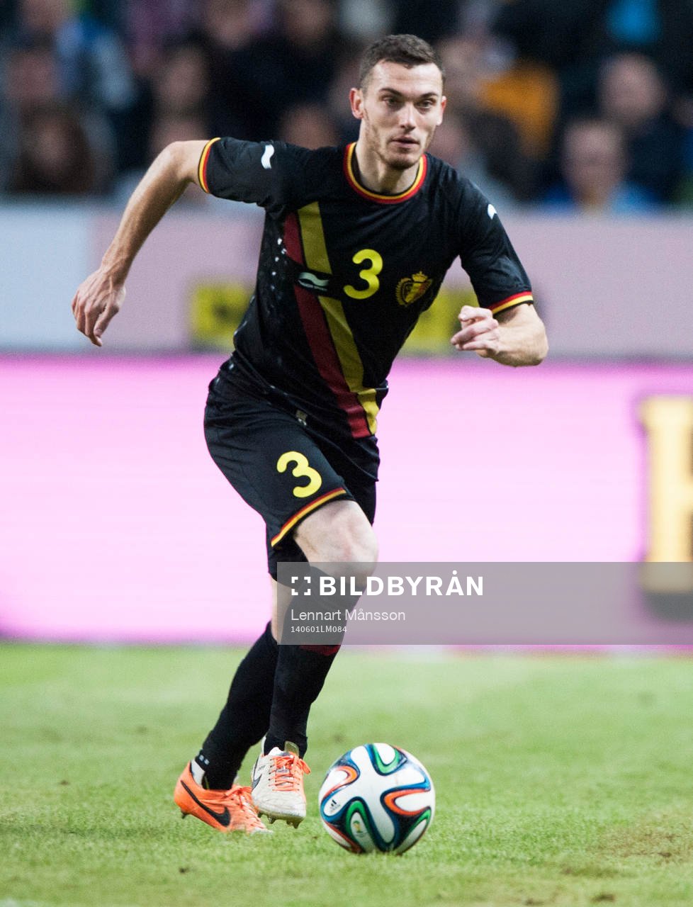 Belgiens Thomas Vermaelen i träningslandskampen i mellan