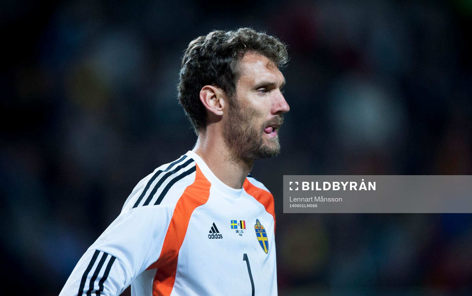 Sveriges målvakt Andreas Isaksson i träningslandskampen i