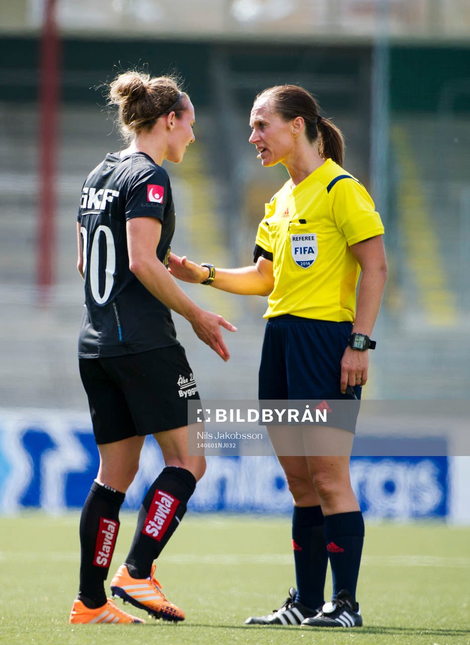 Göteborgs Manon Melis får en tillsägelse av domare