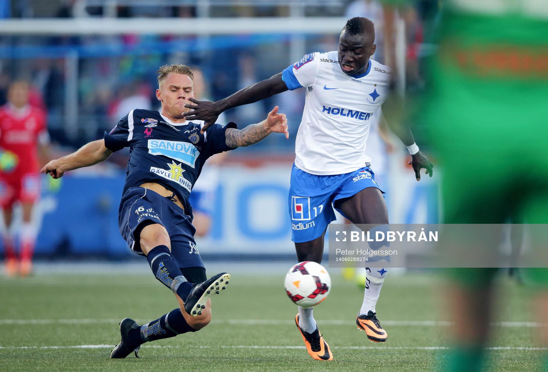 Gefles David Fällman och Norrköpings Alhaji Kamara