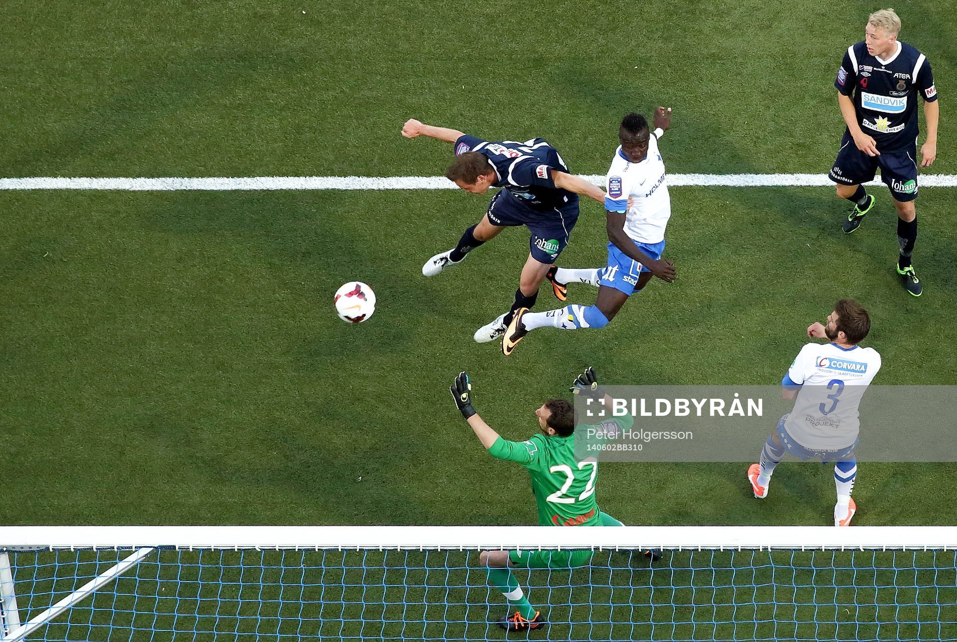 <mål 1-0 av Norrköpings Alhaji Kamara